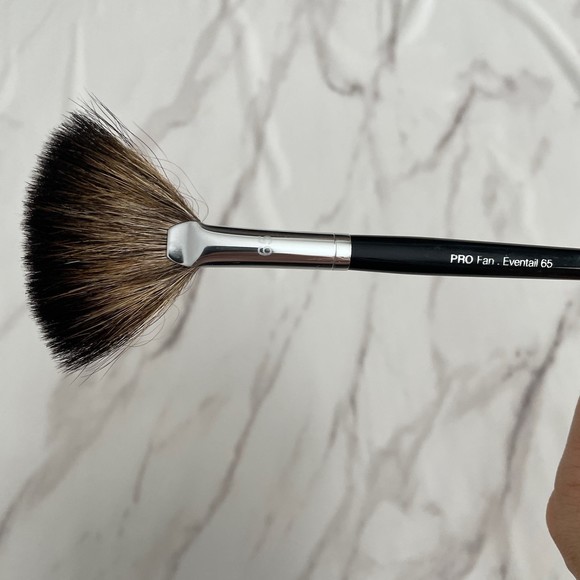 SEPHORA COLLECTION Pro Fan Brush #65 - Picture 5 of 10